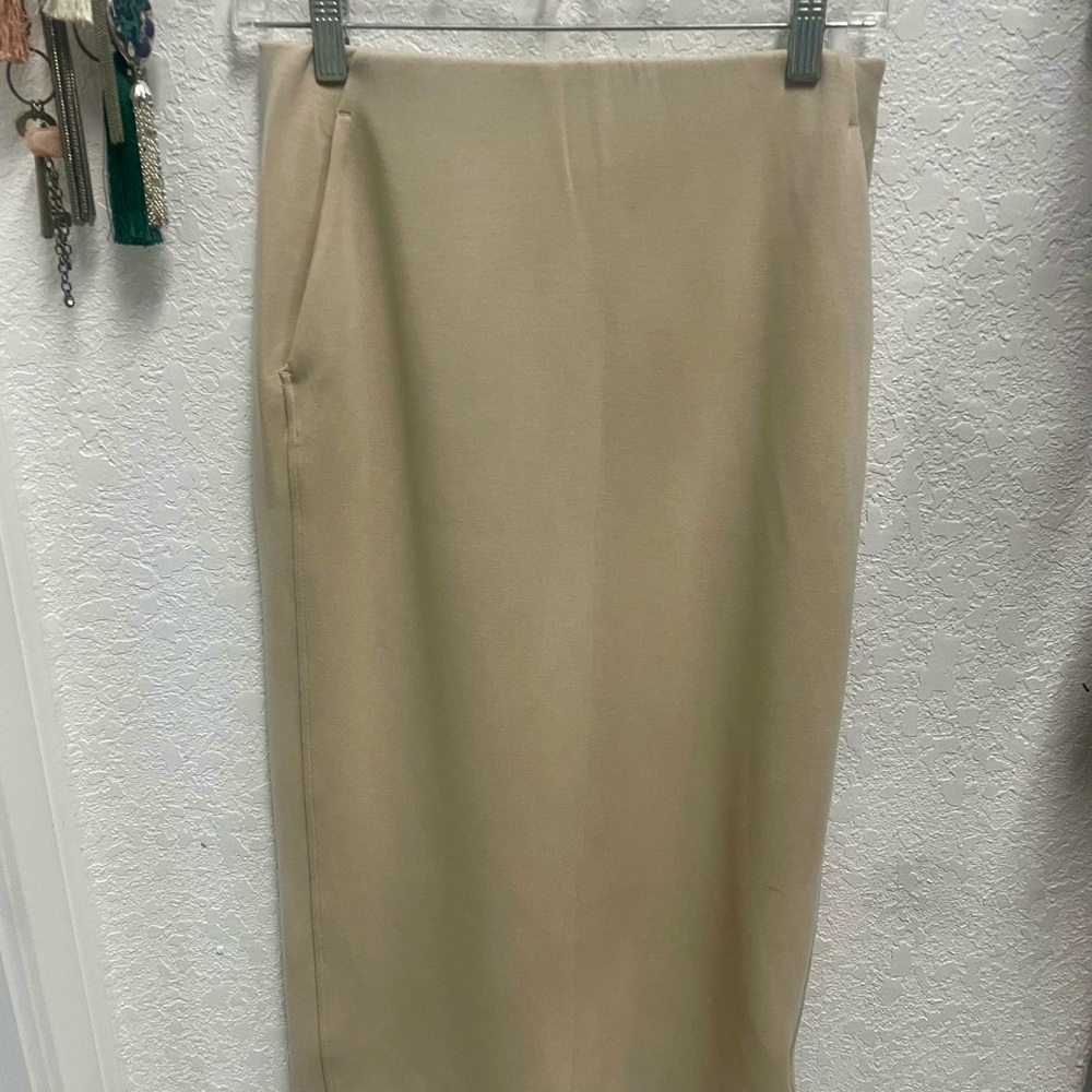 NWT Lululemon hr midi skirt size 6